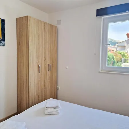 Apartment In Mit Eigenem Balkon Baška